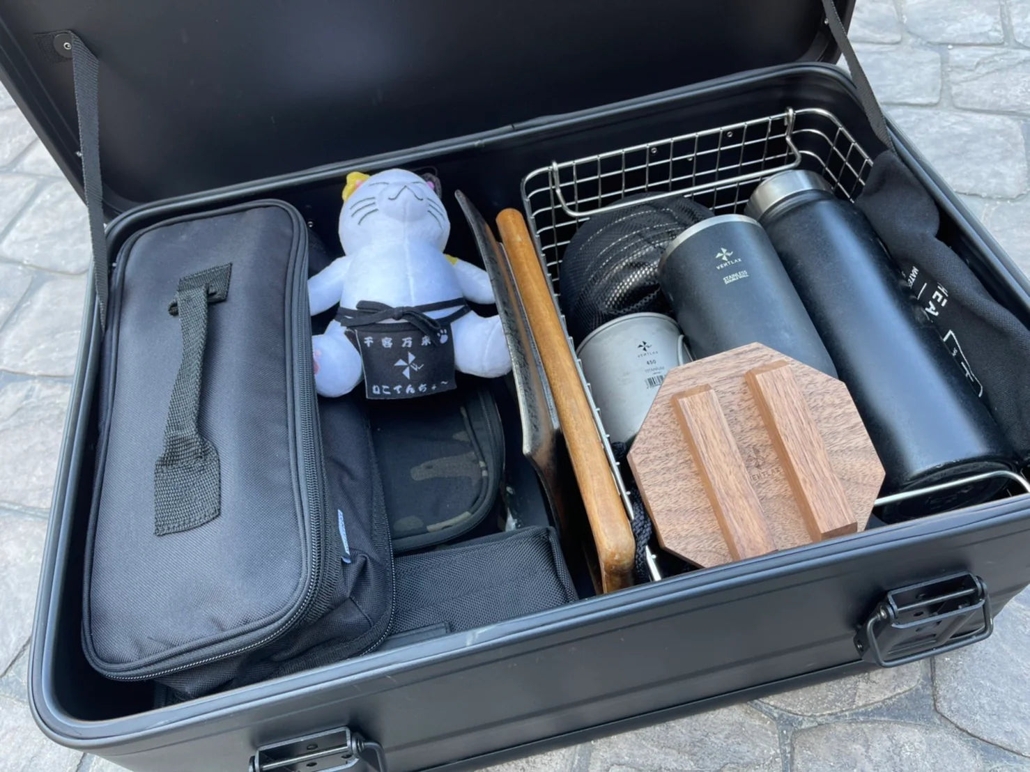 VENTLAXアルミコンテナ25ブラック おまけ付き VENTLAX アルミコンテナPANDORA 25L – SATORY